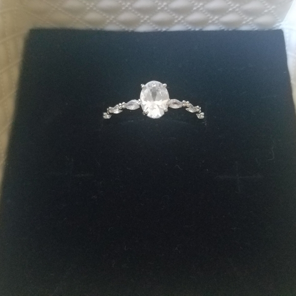 Silver CZ Solitaire Deco Oval Marquise Ring 7 - Picture 7 of 7